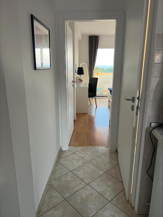 La Fee Studio Apartment Хвар Екстериор снимка
