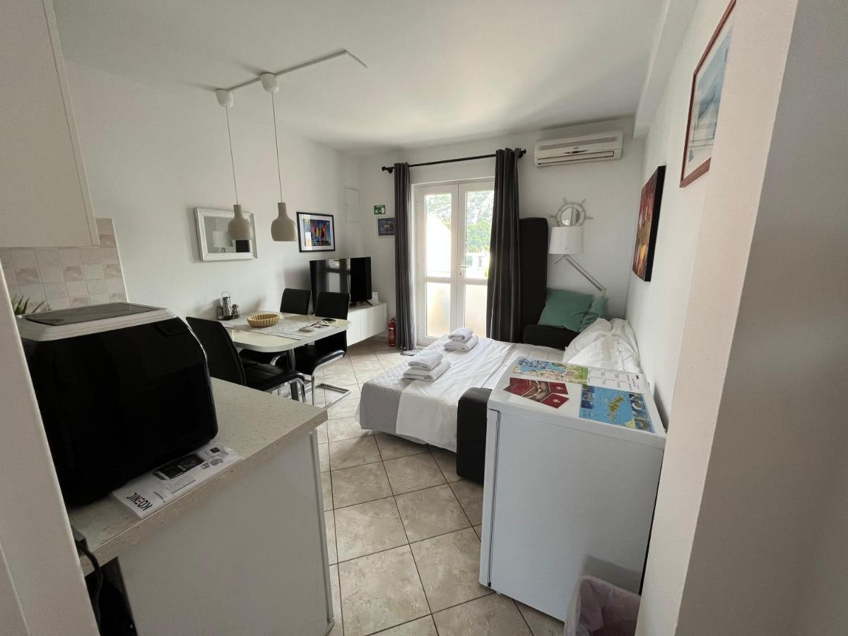 La Fee Studio Apartment Хвар Екстериор снимка